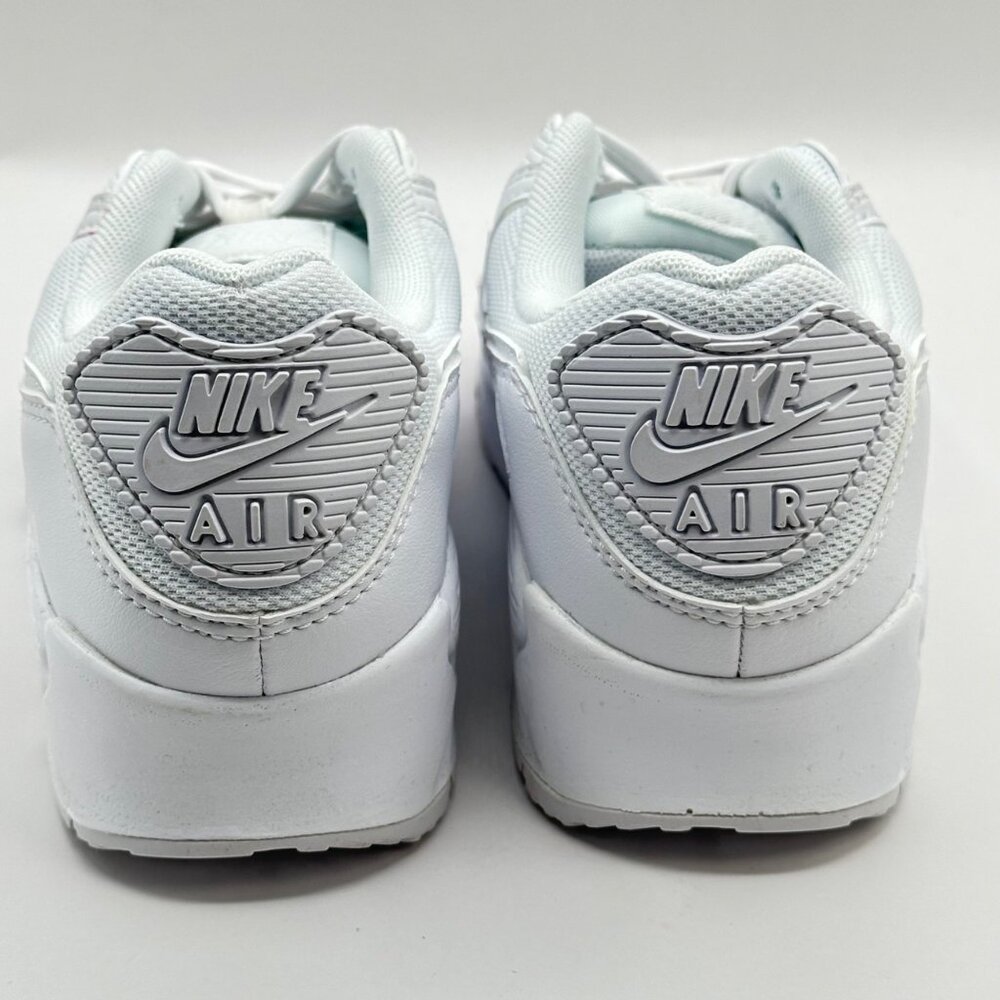 Women's Nike Air Max 90 Running Shoes Sz 6 Triple White DH8010-100 NEW - Picture 4 of 10